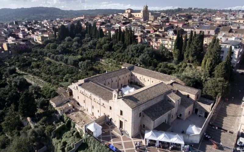 Sortino, il barocco risorto dalle macerie: un gioiello d’arte tra chiese e palazzi settecenteschi